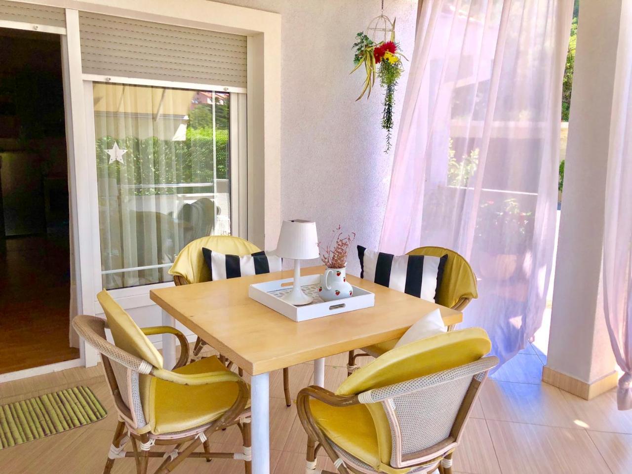 Apartment Natasa Palit 외부 사진